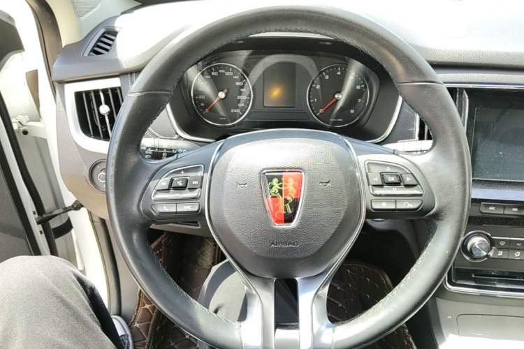 Used Roewe RX5 2018 20T Two-Wheel Drive Automatic Flagship Edition Steering Wheel