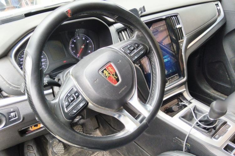 Used Roewe RX5 2018 20T Two-Wheel Drive Manual Internet Smart Edition Steering Wheel