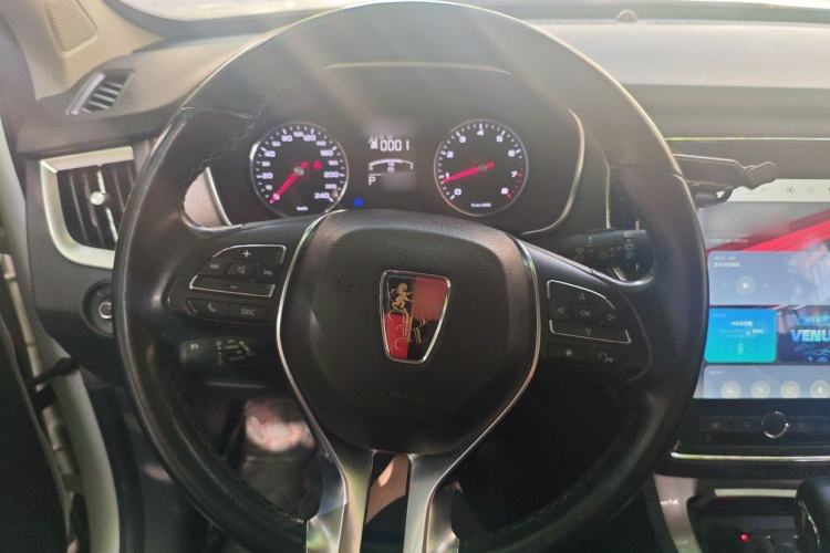 Used Roewe RX5 2018 20T Two-Wheel Drive Automatic Internet Smart Luxury Edition Steering Wheel
