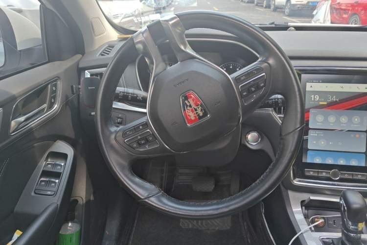 Used Roewe RX5 2018 20T Two-Wheel Drive Automatic Internet Smart Edition Steering Wheel