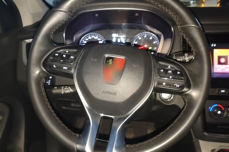 Used Roewe RX5 2018 20T Two-Wheel Drive Automatic Flagship Edition Steering Wheel