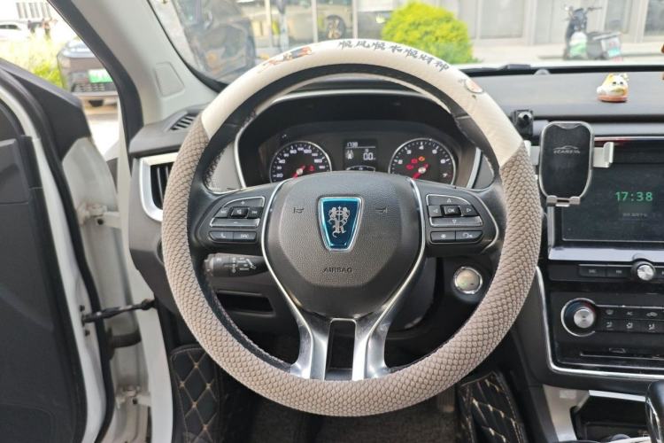 Used Roewe RX5 2018 20T Two-Wheel Drive Automatic Flagship Edition Steering Wheel