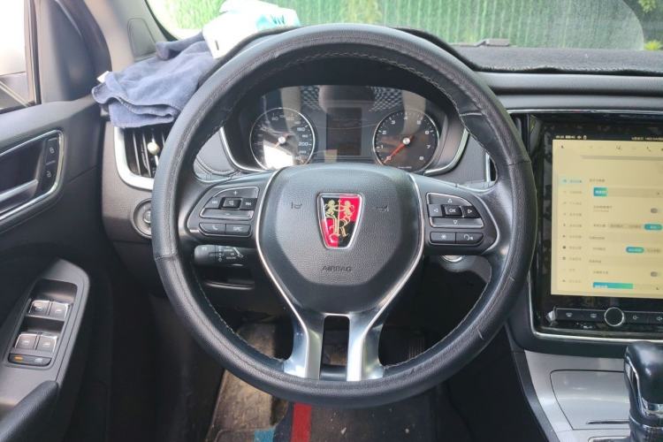 Used Roewe RX5 2018 20T Two-Wheel Drive Automatic Internet Smart Edition Steering Wheel