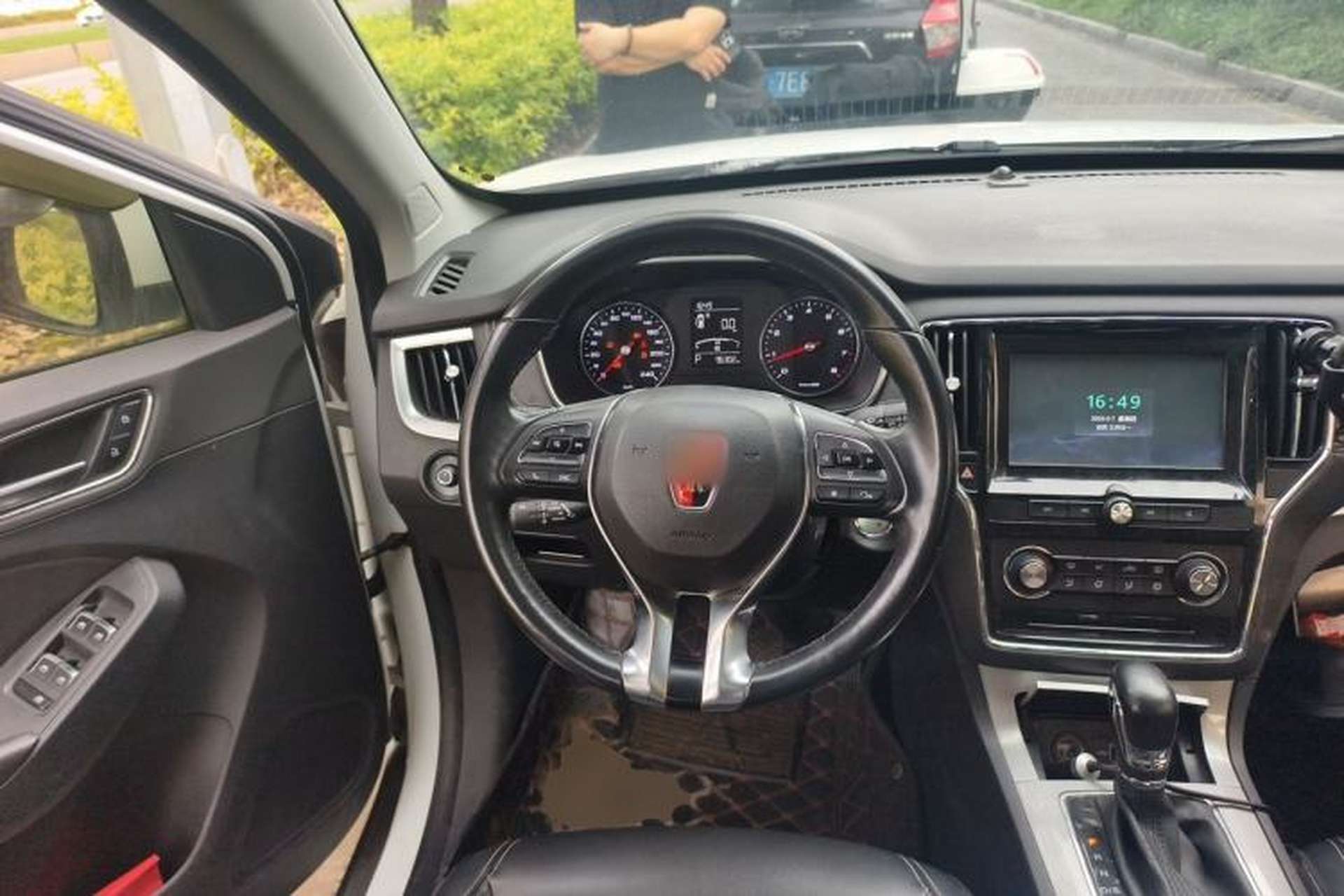 Used Roewe RX5 2018 20T Two-Wheel Drive Automatic Flagship Edition Steering Wheel