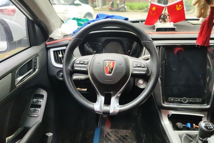 Used Roewe RX5 2018 20T Two-Wheel Drive Manual Internet Smart Edition Steering Wheel