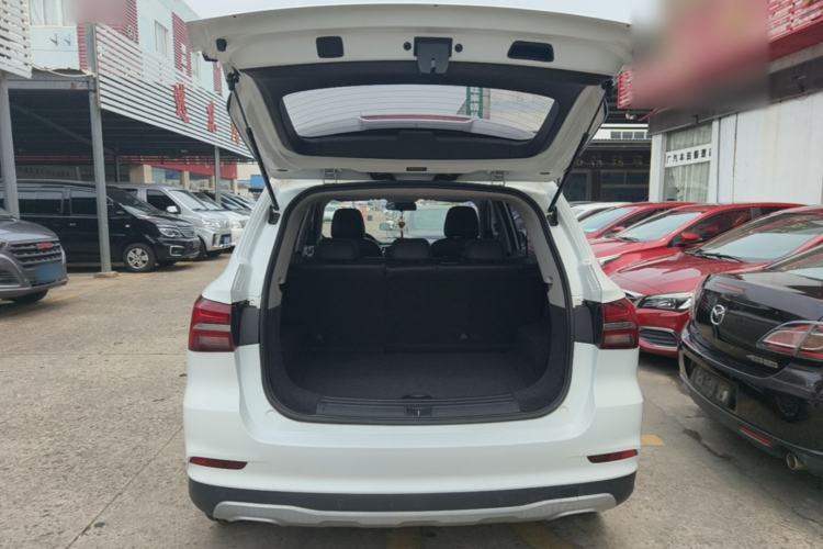 Used Roewe RX5 2018 20T Two-Wheel Drive Manual Flagship Edition Trunk