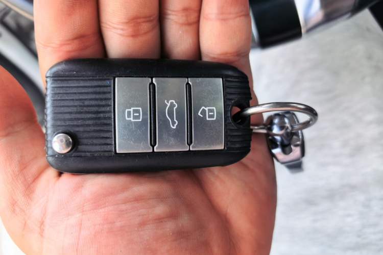 Used Roewe RX5 2018 20T Two-Wheel Drive Automatic Flagship Edition Vehicle Key