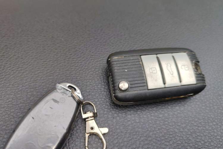 Used Roewe RX5 2018 20T Two-Wheel Drive Manual Internet Elite Edition Vehicle Key