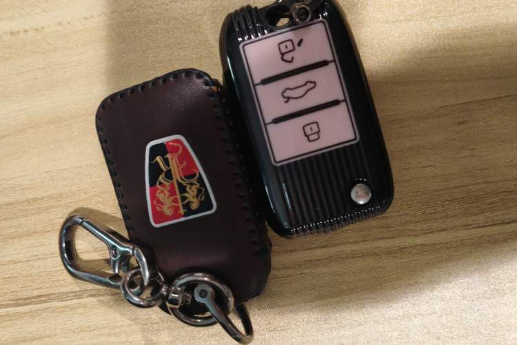 Used Roewe RX5 2018 20T Two-Wheel Drive Automatic Flagship Edition Vehicle Key