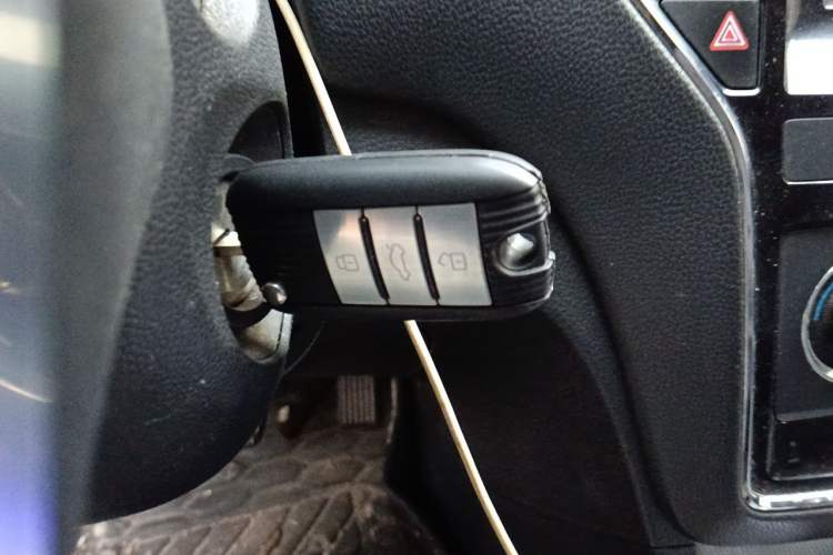 Used Roewe RX5 2018 20T Two-Wheel Drive Manual Flagship Edition Vehicle Key
