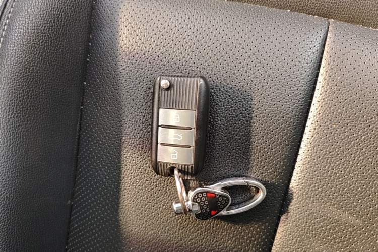 Used Roewe RX5 2018 20T Two-Wheel Drive Automatic Flagship Edition Vehicle Key
