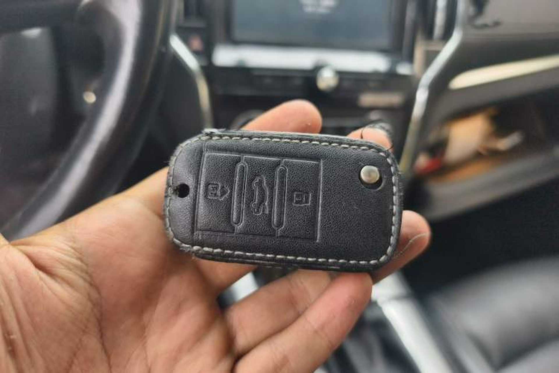 Used Roewe RX5 2018 20T Two-Wheel Drive Automatic Flagship Edition Vehicle Key