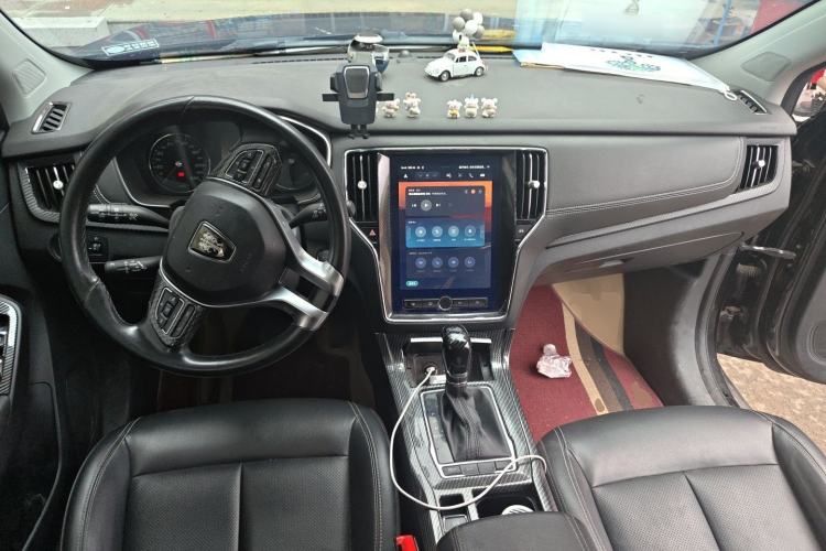 Used Roewe RX5 2019 20T Two-Wheel Drive Automatic Ali Smart Connectivity Platinum Edition Center Console