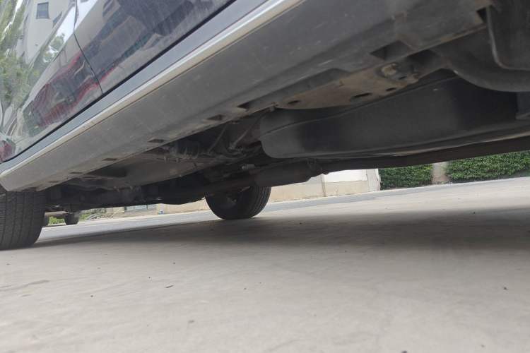 Used Roewe RX5 2019 20T Two-Wheel Drive Automatic 4G Connected Platinum Edition Chassis Rear Left