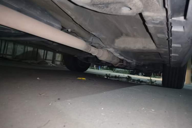 Used Roewe RX5 2019 20T Two-Wheel Drive Manual 4G Connect Platinum Edition Chassis Rear Right