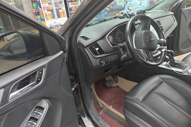 Used Roewe RX5 2019 20T Two-Wheel Drive Automatic Ali Smart Connectivity Platinum Edition Driver Seat