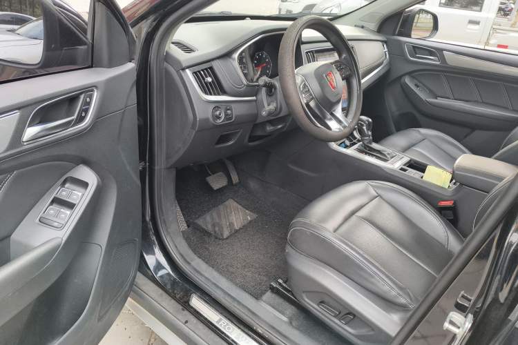 Used Roewe RX5 2019 20T Two-Wheel Drive Automatic 4G Connected Platinum Edition Driver Seat