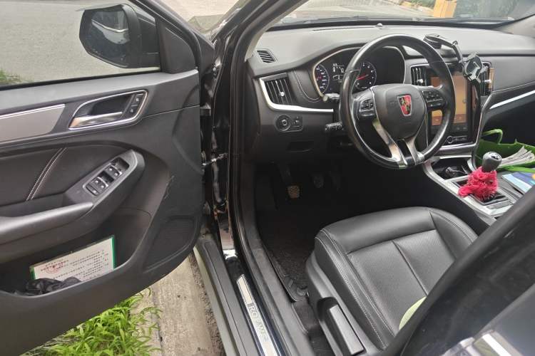 Used Roewe RX5 2019 20T Two-Wheel Drive Manual 4G Connect Platinum Edition Driver Seat