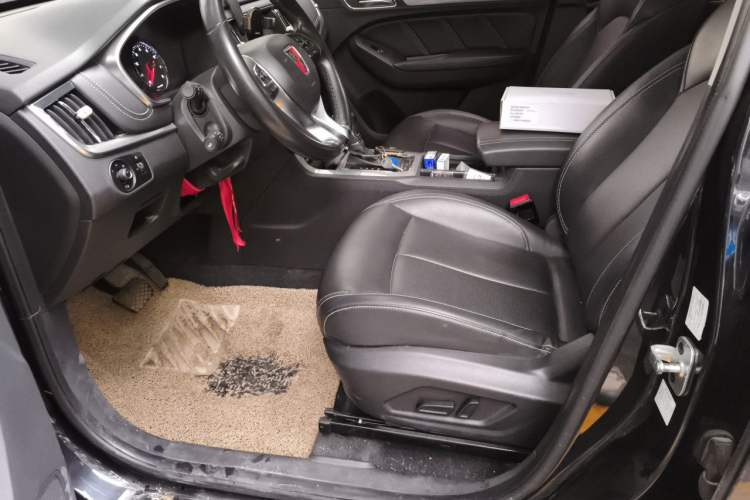 Used Roewe RX5 2019 20T Two-Wheel Drive Automatic 4G Connected Platinum Edition Driver Seat