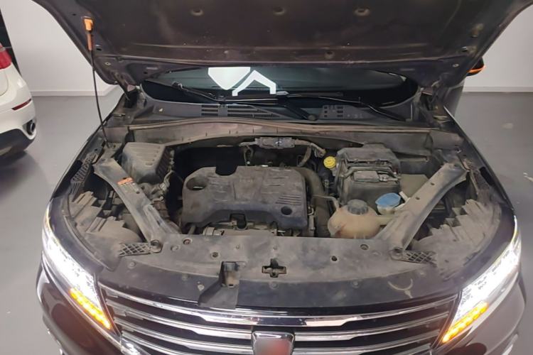 Used Roewe RX5 2019 20T Two-Wheel Drive Automatic 4G Connected Platinum Edition Engine Bay