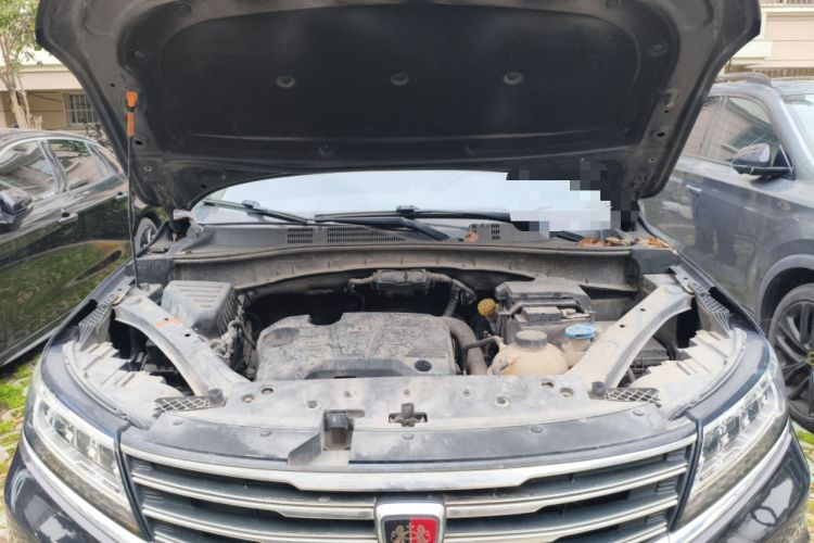 Used Roewe RX5 2019 20T Two-Wheel Drive Automatic 4G Connected Platinum Edition Engine Bay