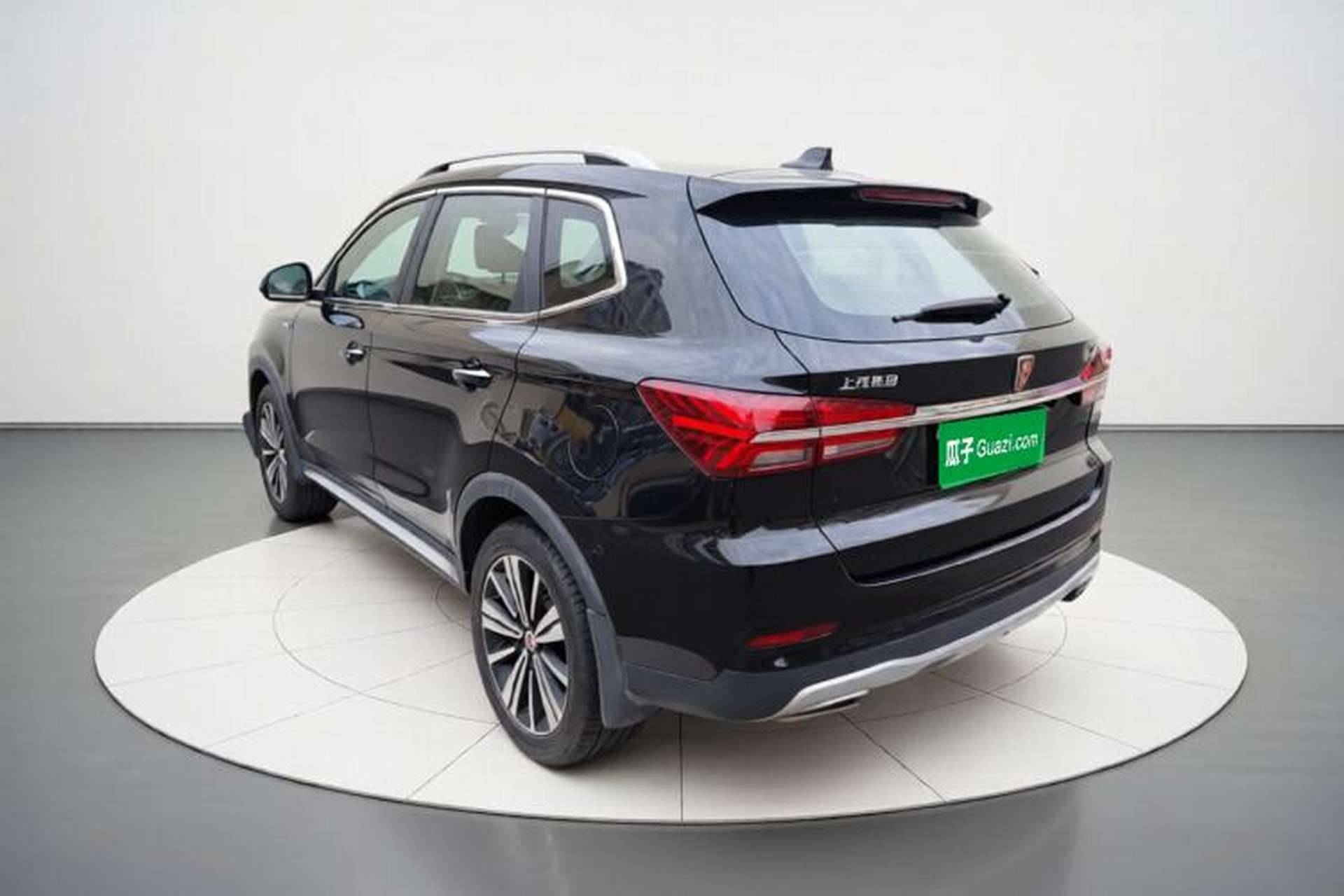 Used Roewe RX5 2019 20T Two-Wheel Drive Automatic 4G Connected Platinum Edition Exterior 3