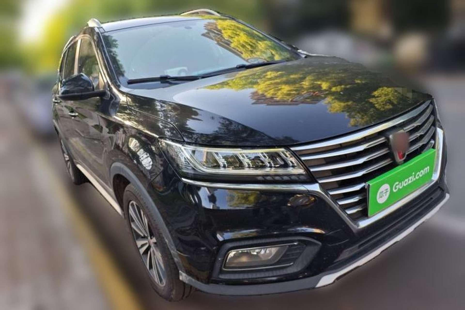 Used Roewe RX5 2019 20T Two-Wheel Drive Automatic Ali Smart Connectivity Platinum Edition Front Right 45 Deg