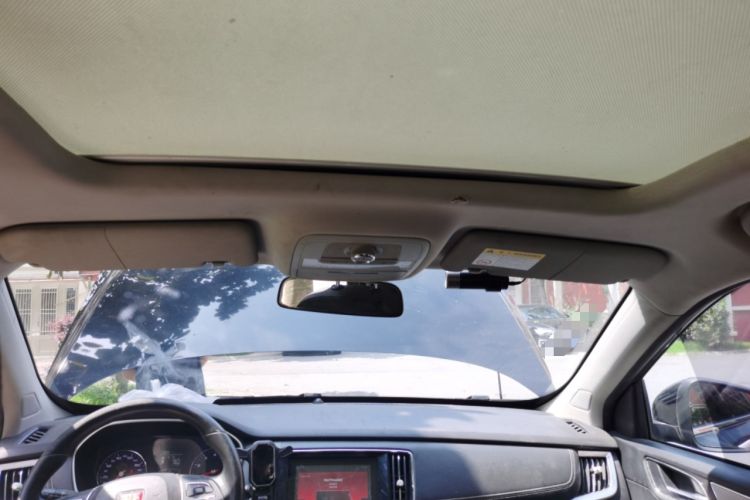 Used Roewe RX5 2019 20T Two-Wheel Drive Manual 4G Connect Platinum Edition Headliner