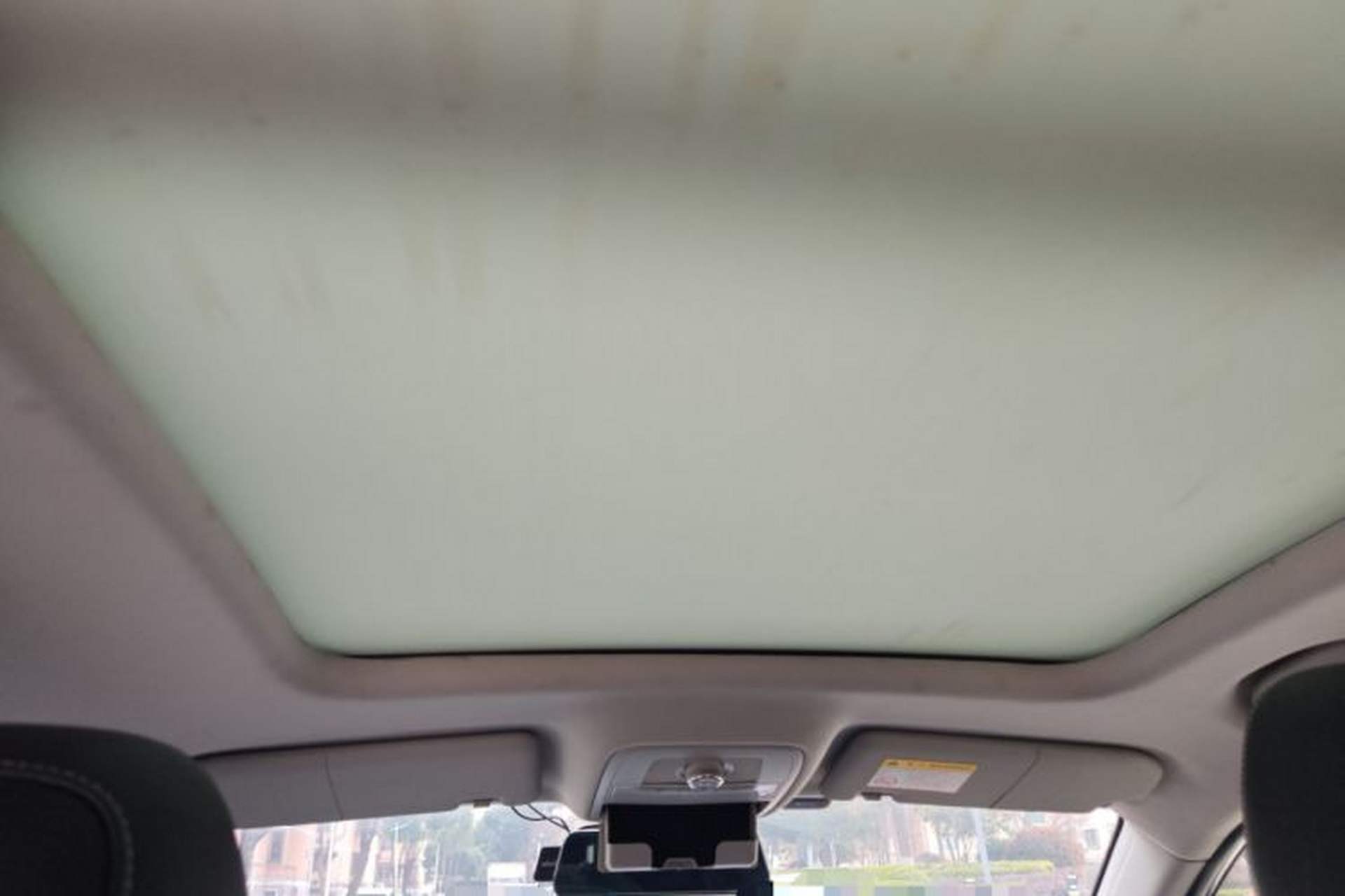 Used Roewe RX5 2019 20T Two-Wheel Drive Automatic 4G Connected Platinum Edition Headliner