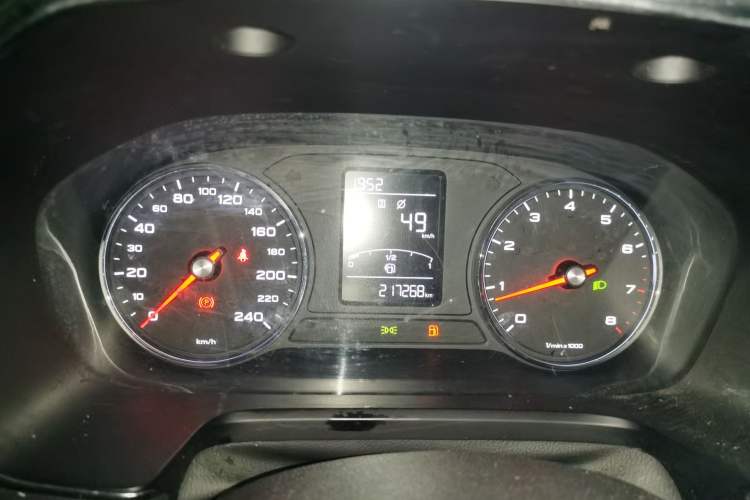 Used Roewe RX5 2019 20T Two-Wheel Drive Manual 4G Connect Platinum Edition Instrument Cluster