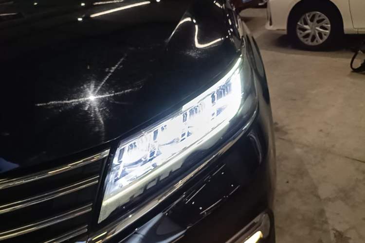 Used Roewe RX5 2019 20T Two-Wheel Drive Automatic 4G Connected Platinum Edition Left Front Headlight