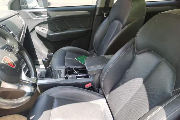 Used Roewe RX5 2019 20T Two-Wheel Drive Manual 4G Connect Platinum Edition Left Front Seat