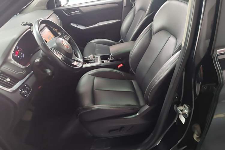 Used Roewe RX5 2019 20T Two-Wheel Drive Automatic 4G Connected Platinum Edition Left Front Seat