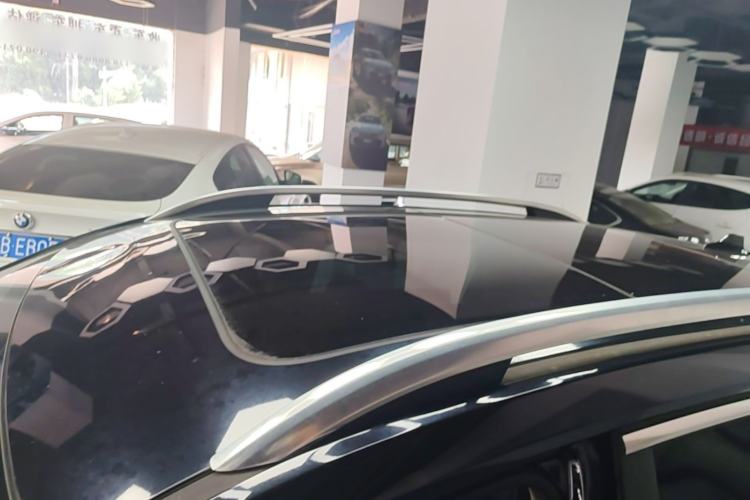 Used Roewe RX5 2019 20T Two-Wheel Drive Automatic 4G Connected Platinum Edition Roof