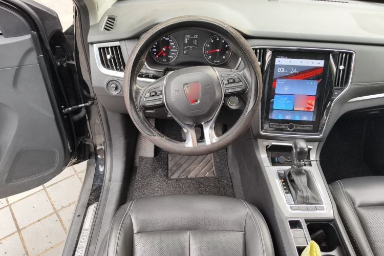 Used Roewe RX5 2019 20T Two-Wheel Drive Automatic 4G Connected Platinum Edition Steering Wheel