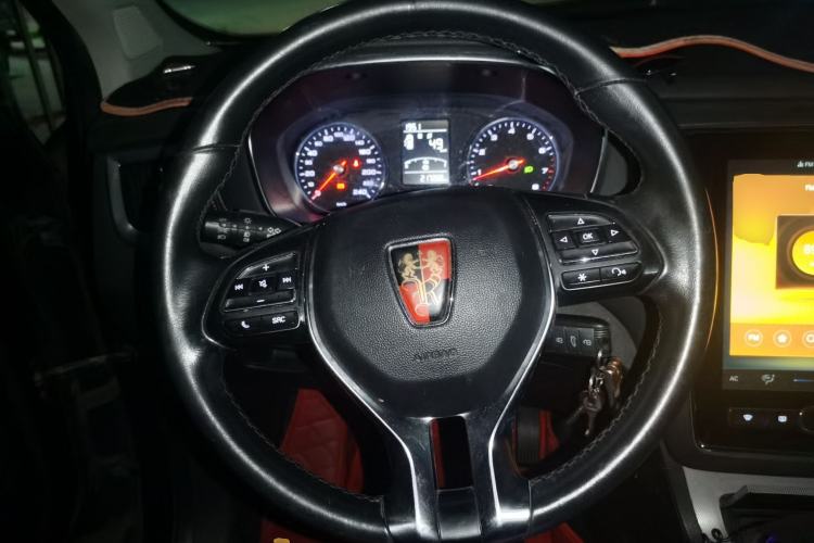 Used Roewe RX5 2019 20T Two-Wheel Drive Manual 4G Connect Platinum Edition Steering Wheel