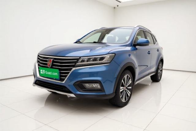 Ojetý Roewe RX5 2019 20T Two-Wheel Drive Automatic Ali Smart Connectivity Platinum Edition
