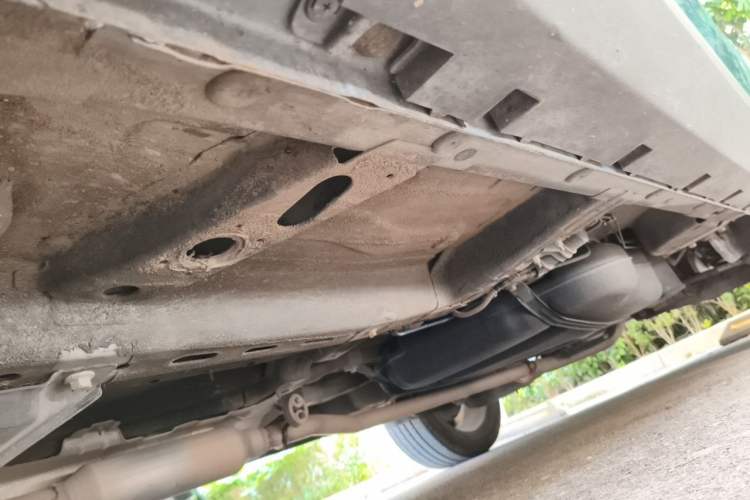 Used Roewe RX5 2019 20T Two-Wheel Drive Automatic 4G Connected Platinum Edition Chassis Front Left