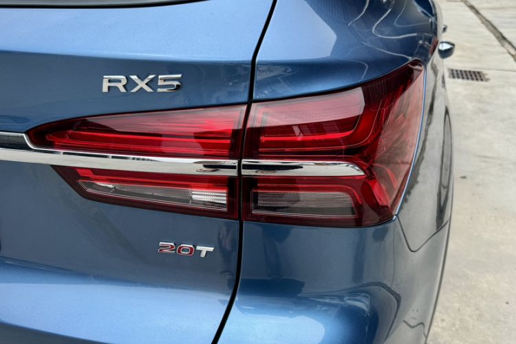 Used Roewe RX5 2019 20T Two-Wheel Drive Automatic Ali Smart Connectivity Platinum Edition Exterior 10