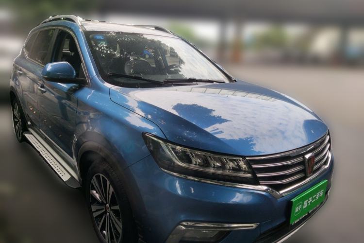 Used Roewe RX5 2019 20T Two-Wheel Drive Automatic 4G Connected Platinum Edition Front Right 45 Deg