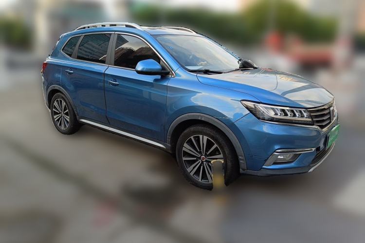 Used Roewe RX5 2019 20T Two-Wheel Drive Automatic 4G Connected Platinum Edition Front Right 45 Deg