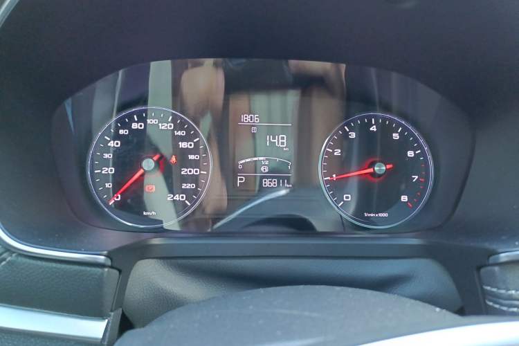 Used Roewe RX5 2019 20T Two-Wheel Drive Automatic 4G Connected Platinum Edition Instrument Cluster