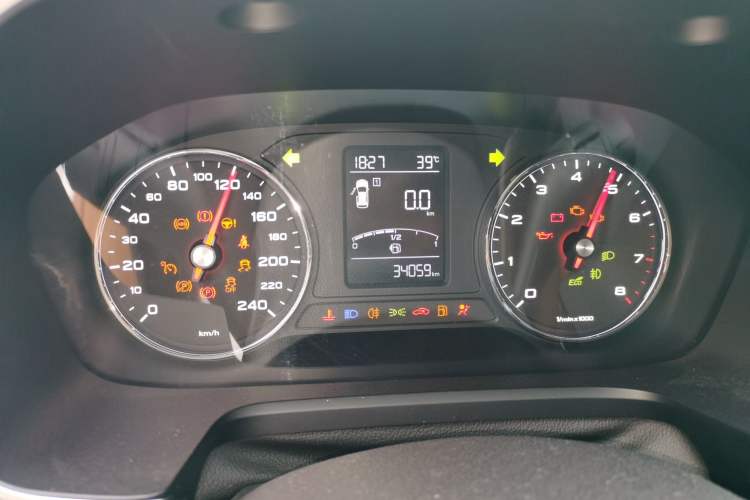 Used Roewe RX5 2019 20T Two-Wheel Drive Manual Ali Smart Network Platinum Edition Instrument Cluster