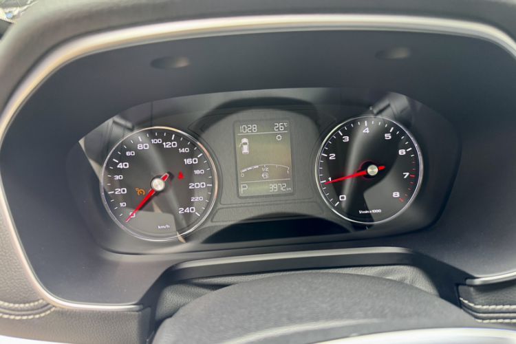 Used Roewe RX5 2019 20T Two-Wheel Drive Automatic Ali Smart Connectivity Platinum Edition Instrument Cluster