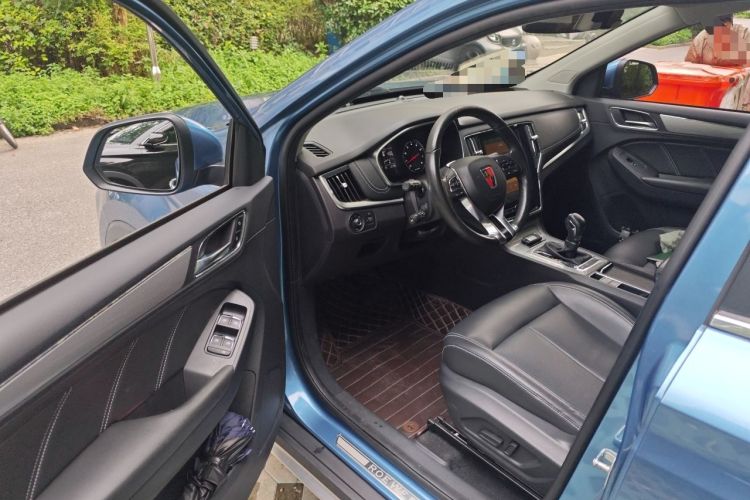 Used Roewe RX5 2019 20T Two-Wheel Drive Automatic 4G Connected Platinum Edition Interior 3