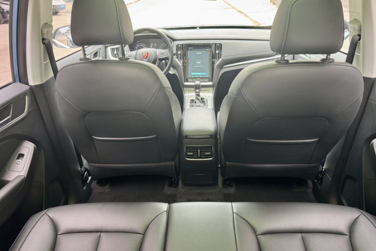 Used Roewe RX5 2019 20T Two-Wheel Drive Automatic Ali Smart Connectivity Platinum Edition Interior 7