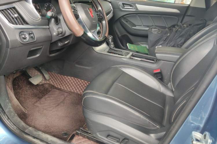 Used Roewe RX5 2019 20T Two-Wheel Drive Automatic 4G Connected Platinum Edition Left Front Seat