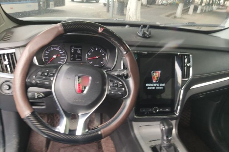 Used Roewe RX5 2019 20T Two-Wheel Drive Automatic 4G Connected Platinum Edition Steering Wheel