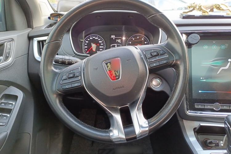 Used Roewe RX5 2019 20T Two-Wheel Drive Automatic 4G Connected Platinum Edition Steering Wheel