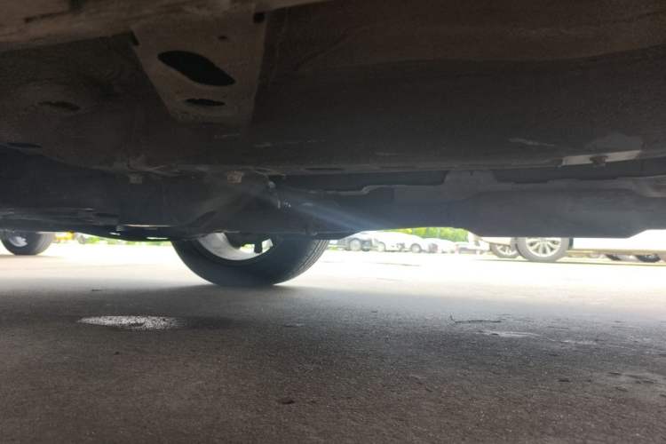 Used Roewe RX5 2019 20T Two-Wheel Drive Manual 4G Connect Platinum Edition Chassis Front Right
